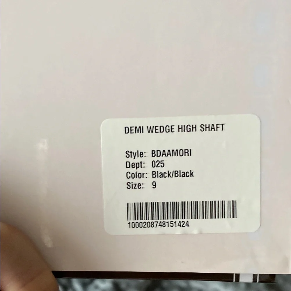 Bandolino - Aamori (Black Suede) Women's knee high boots - Picture 7 of 7